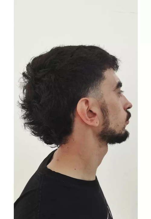 Wavy Mullet hairstyle 